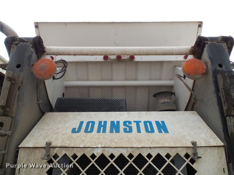 image for item K8077 1996 Johnston V3000SP street sweeper