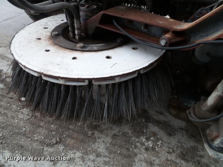 image for item K8077 1996 Johnston V3000SP street sweeper
