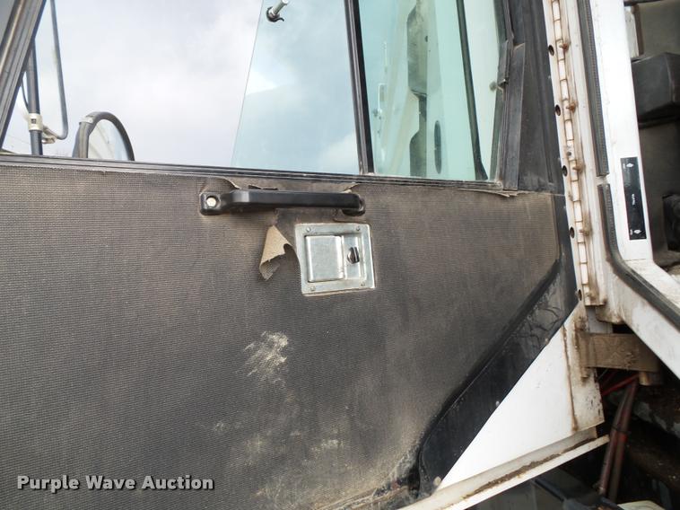 image for item K8077 1996 Johnston V3000SP street sweeper