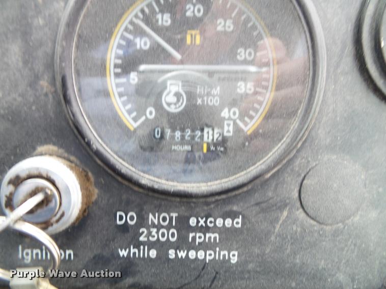 image for item K8077 1996 Johnston V3000SP street sweeper