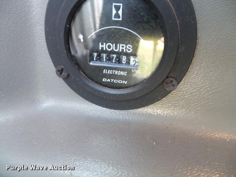 image for item K8083 1999 Ford Econoline E450 ambulance