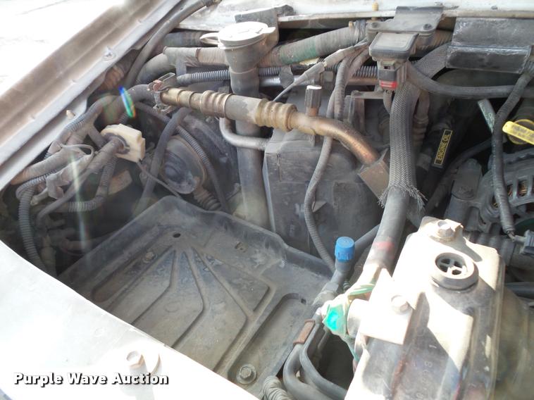 image for item K8083 1999 Ford Econoline E450 ambulance