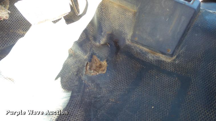 image for item K8098 2000 Chevrolet 2500 pickup truck