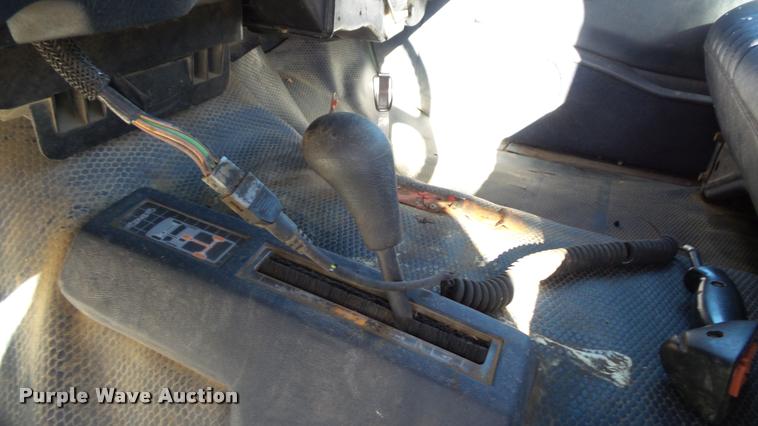 image for item K8098 2000 Chevrolet 2500 pickup truck