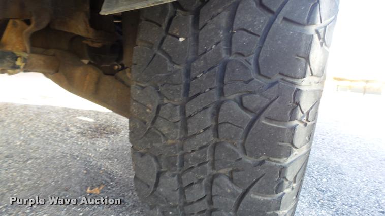 image for item K8098 2000 Chevrolet 2500 pickup truck