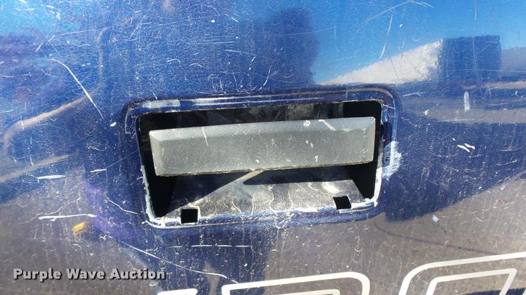 image for item K8098 2000 Chevrolet 2500 pickup truck