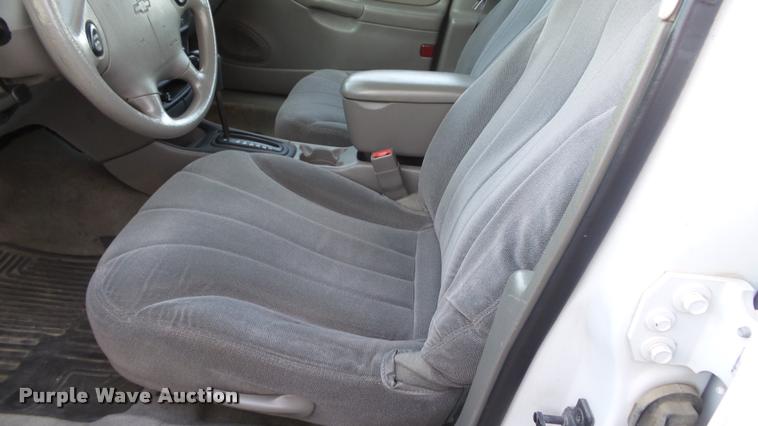 image for item K8109 2003 Chevrolet Malibu