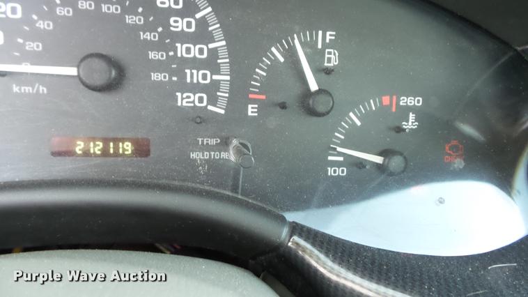 image for item K8109 2003 Chevrolet Malibu