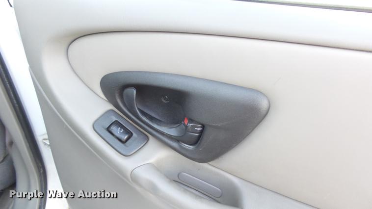 image for item K8109 2003 Chevrolet Malibu