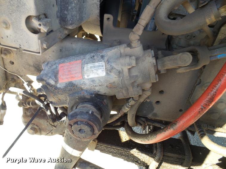 image for item K8110 2004 International 7400 dump truck