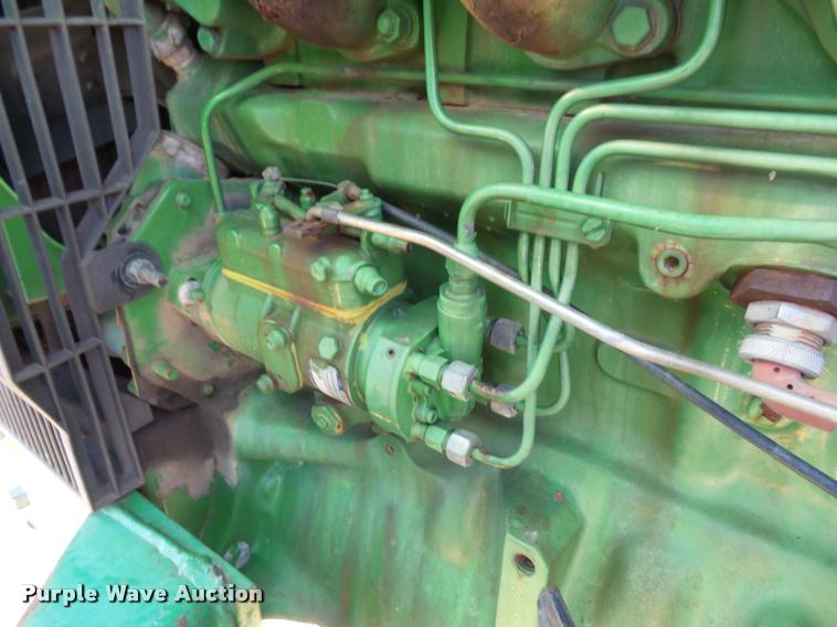 image for item K8116 John Deere 2355 tractor