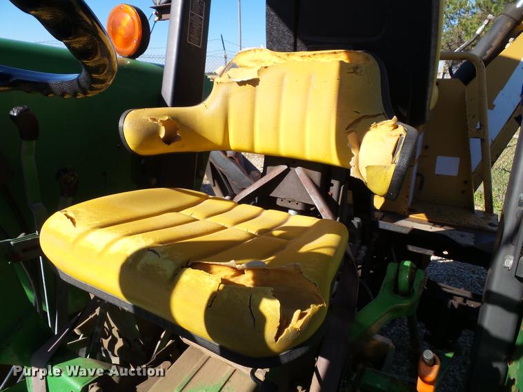 image for item K8116 John Deere 2355 tractor