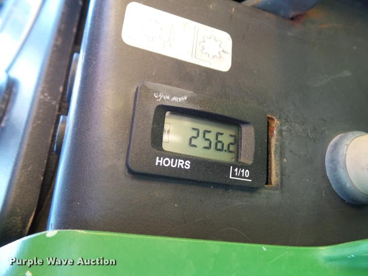 image for item K8116 John Deere 2355 tractor