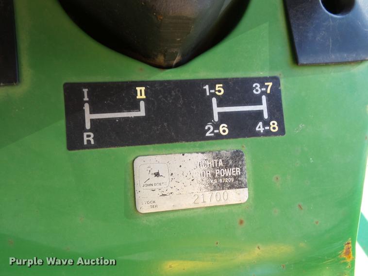 image for item K8116 John Deere 2355 tractor