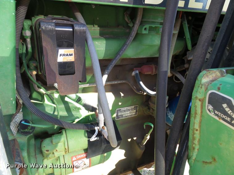 image for item K8116 John Deere 2355 tractor