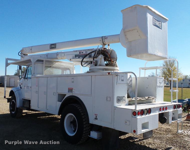 image for item K8117 1987 International S1900 bucket truck