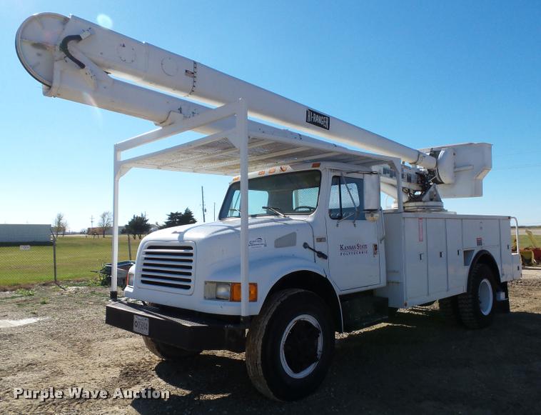 image for item K8117 1987 International S1900 bucket truck