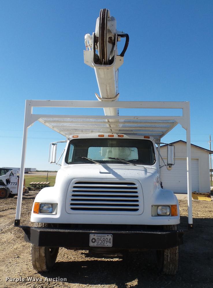 image for item K8117 1987 International S1900 bucket truck