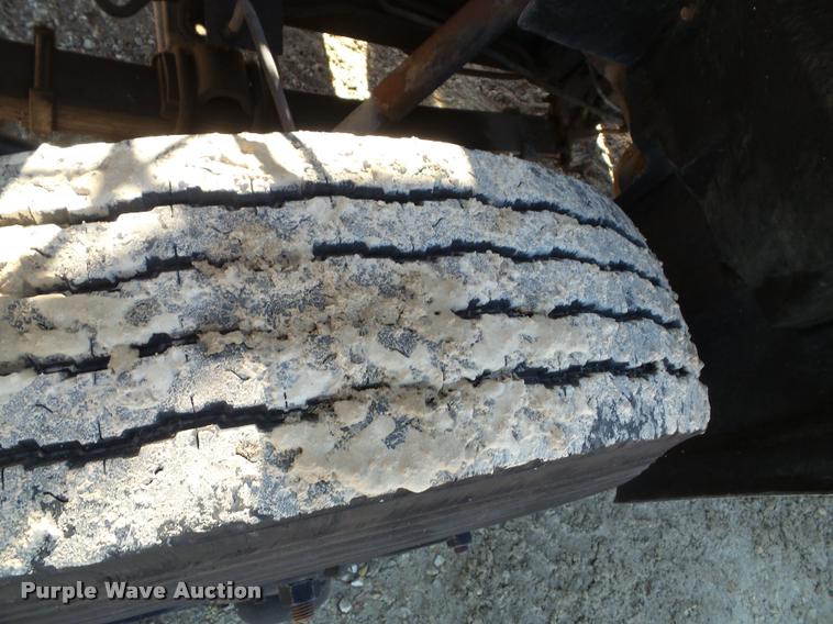 image for item K8117 1987 International S1900 bucket truck