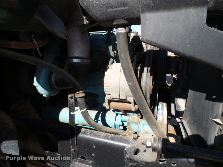 image for item K8117 1987 International S1900 bucket truck