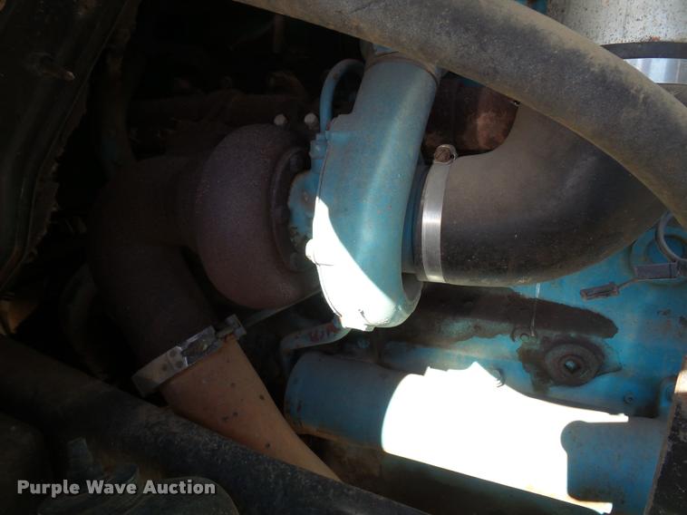 image for item K8117 1987 International S1900 bucket truck