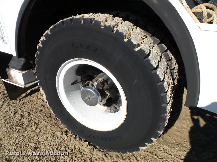 image for item K8117 1987 International S1900 bucket truck