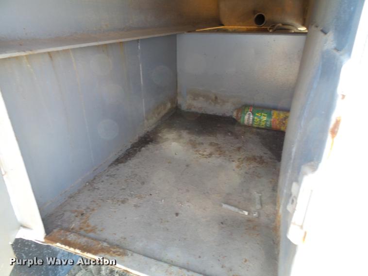 image for item K8117 1987 International S1900 bucket truck