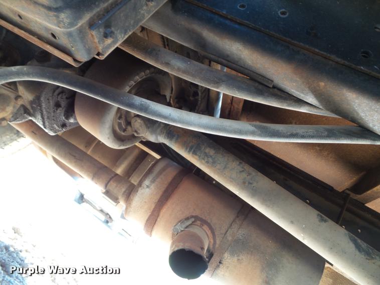 image for item K8117 1987 International S1900 bucket truck