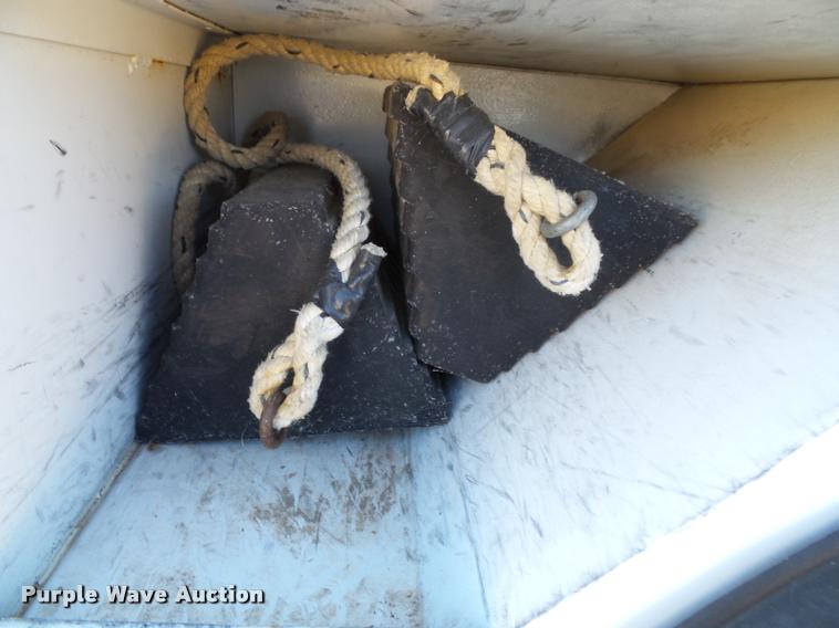 image for item K8117 1987 International S1900 bucket truck