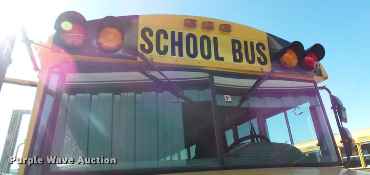image for item K8125 2006 Freightliner FS65 Thomas school bus