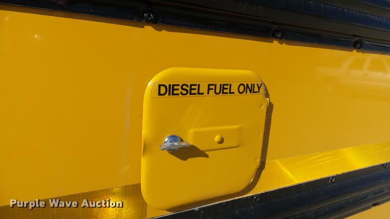 image for item K8125 2006 Freightliner FS65 Thomas school bus