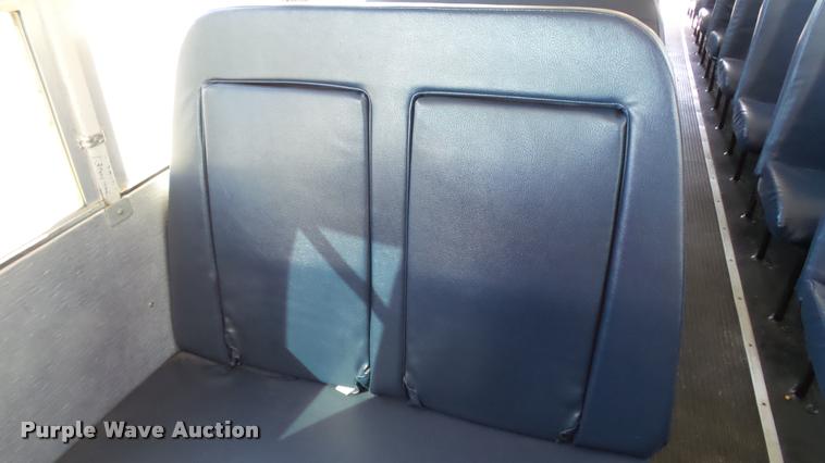 image for item K8125 2006 Freightliner FS65 Thomas school bus