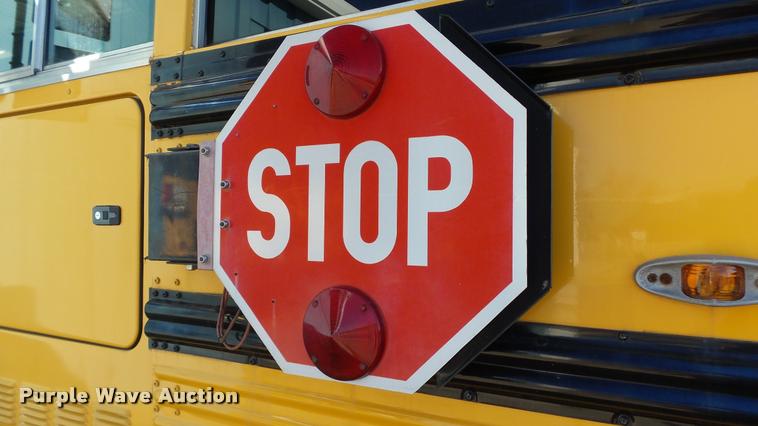 image for item K8126 2005 Freightliner FS65 Thomas school bus