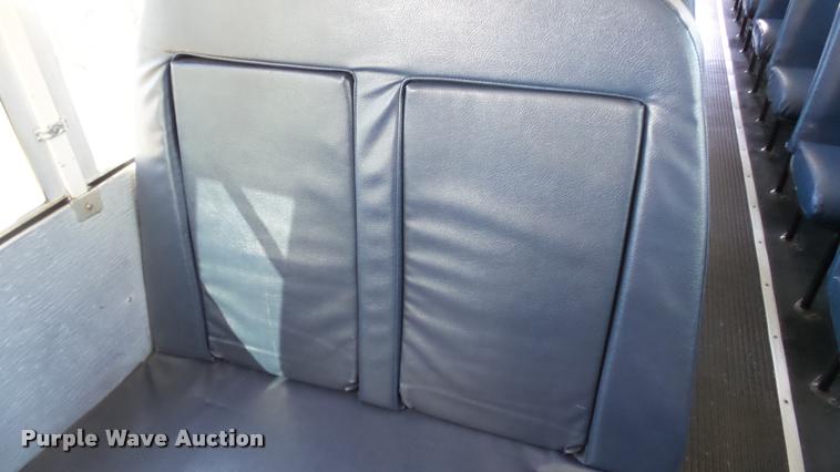image for item K8126 2005 Freightliner FS65 Thomas school bus
