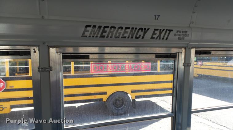 image for item K8126 2005 Freightliner FS65 Thomas school bus
