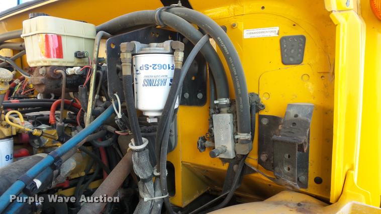image for item K8126 2005 Freightliner FS65 Thomas school bus