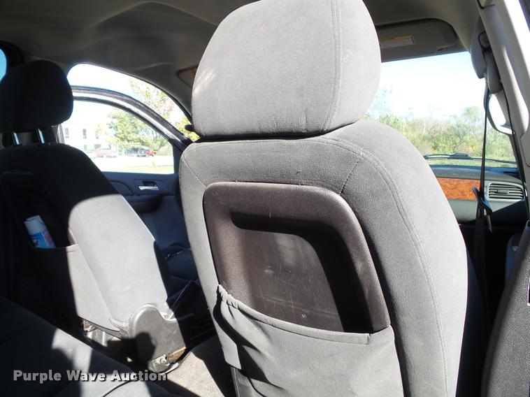 image for item K8127 2007 Chevrolet Suburban 2500 LT SUV