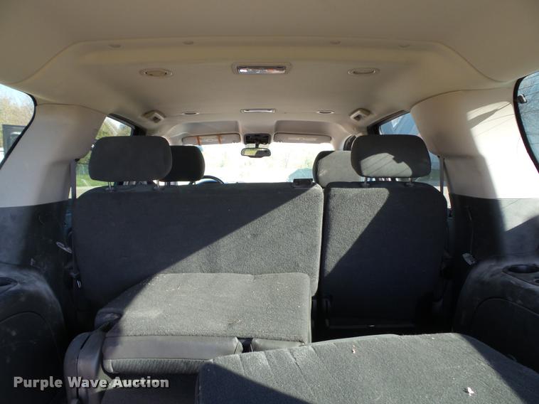 image for item K8127 2007 Chevrolet Suburban 2500 LT SUV