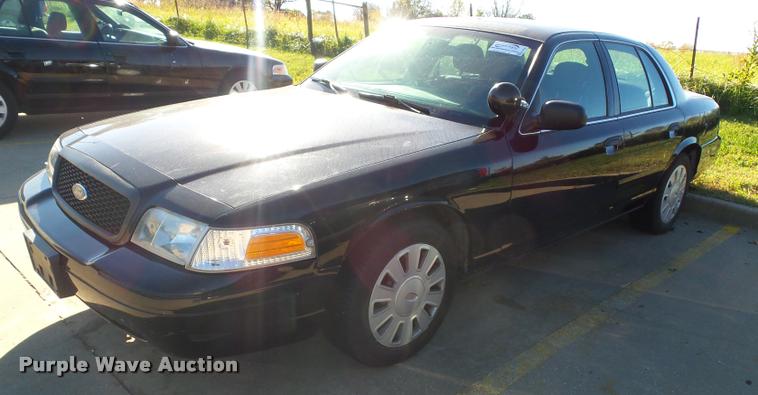image for item K8128 2008 Ford Crown Victoria Police Interceptor