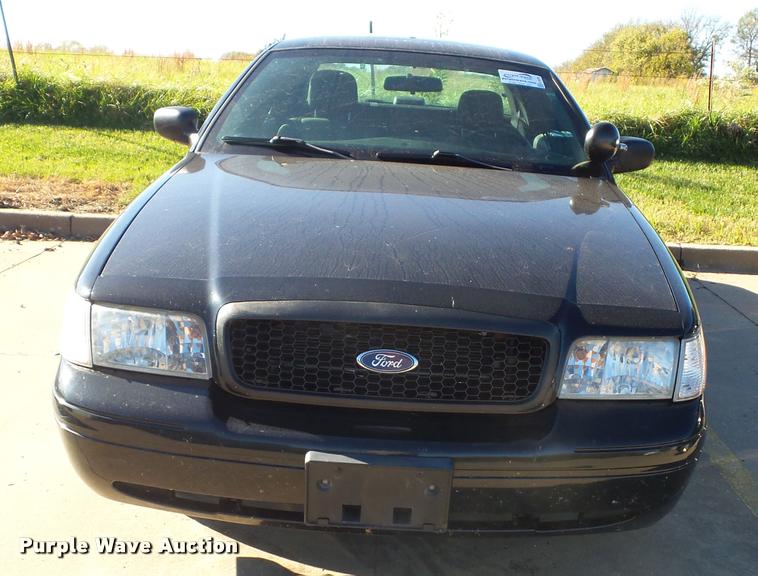 image for item K8128 2008 Ford Crown Victoria Police Interceptor