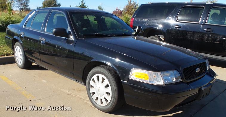 image for item K8128 2008 Ford Crown Victoria Police Interceptor