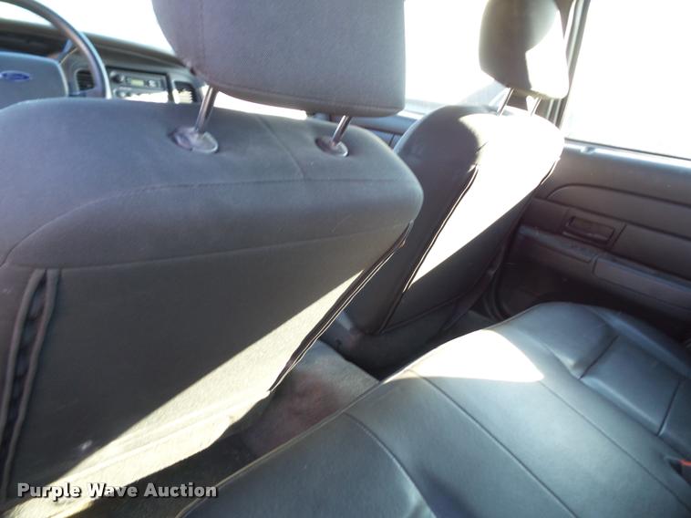 image for item K8128 2008 Ford Crown Victoria Police Interceptor