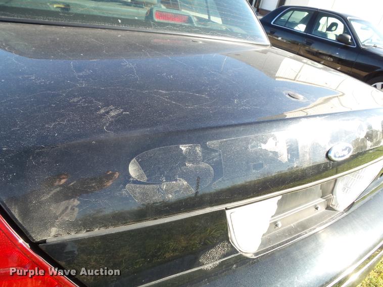 image for item K8128 2008 Ford Crown Victoria Police Interceptor