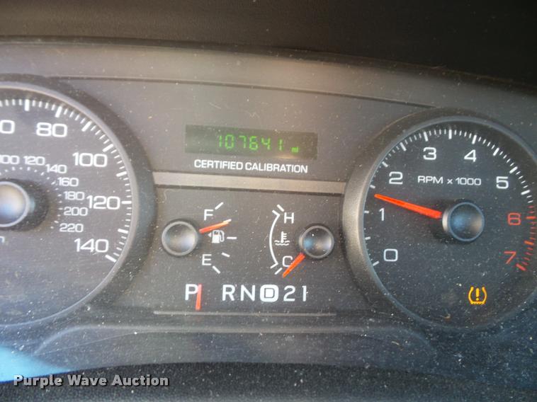 image for item K8129 2009 Ford Crown Victoria Police Interceptor