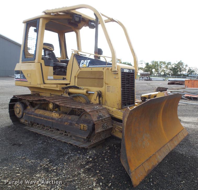 image for item K8133 2002 Caterpillar D4G XL dozer