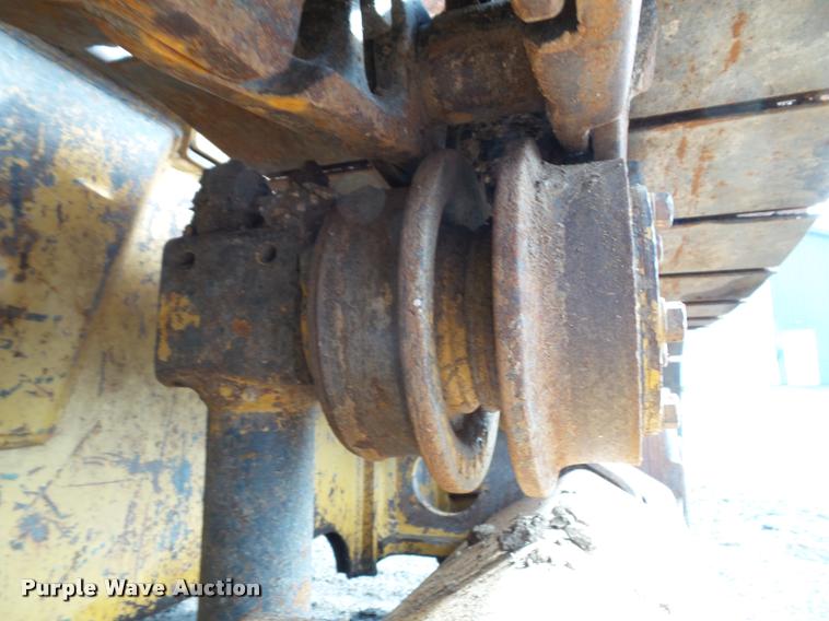 image for item K8133 2002 Caterpillar D4G XL dozer