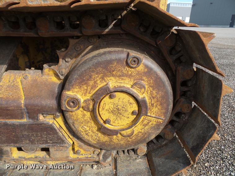 image for item K8133 2002 Caterpillar D4G XL dozer