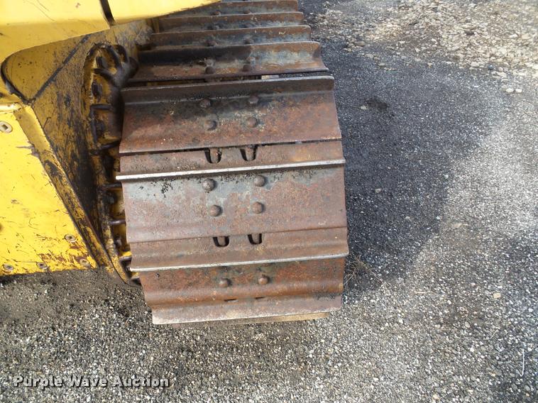 image for item K8133 2002 Caterpillar D4G XL dozer