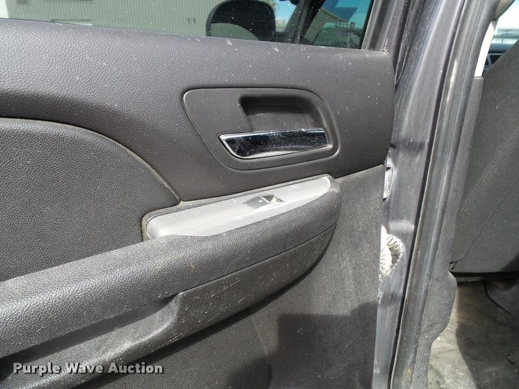 image for item K8138 2011 Chevrolet Tahoe Police SUV