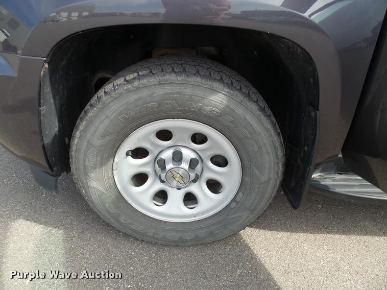 image for item K8138 2011 Chevrolet Tahoe Police SUV